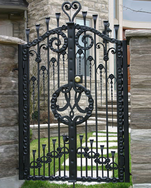 Gate Repair Experts in Tarzana